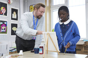 北京一土學校藝術課