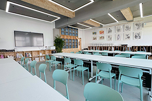 上海紡工大日本課程中心校園環境