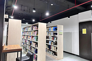 上海醫(yī)藥職工大學(xué)日語(yǔ)融合課程校園環(huán)境