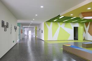 深圳道爾頓新華公學校園環境