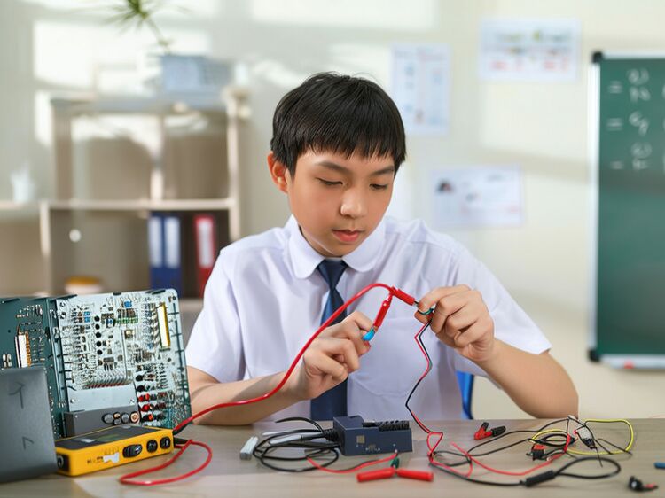 貴陽(yáng)市新世紀(jì)國(guó)際學(xué)校